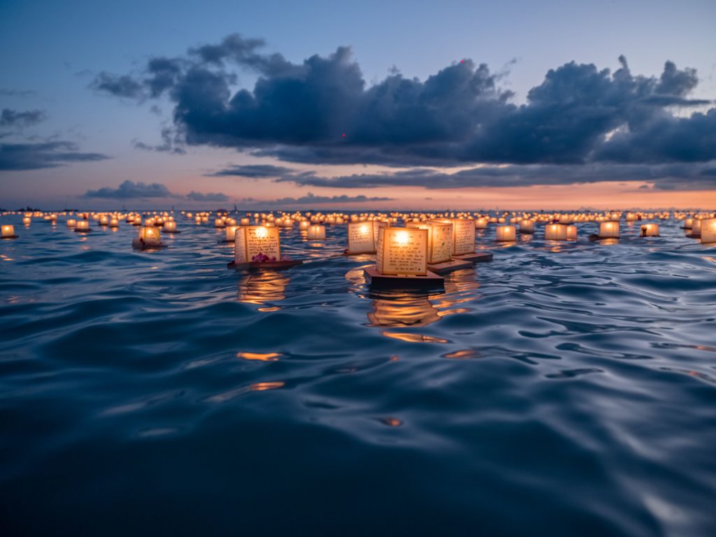 Memorial-Candle-Honors