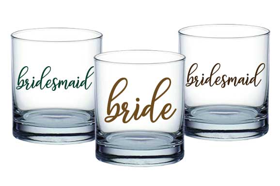 bride-and-bridesmaid-custom-glasses